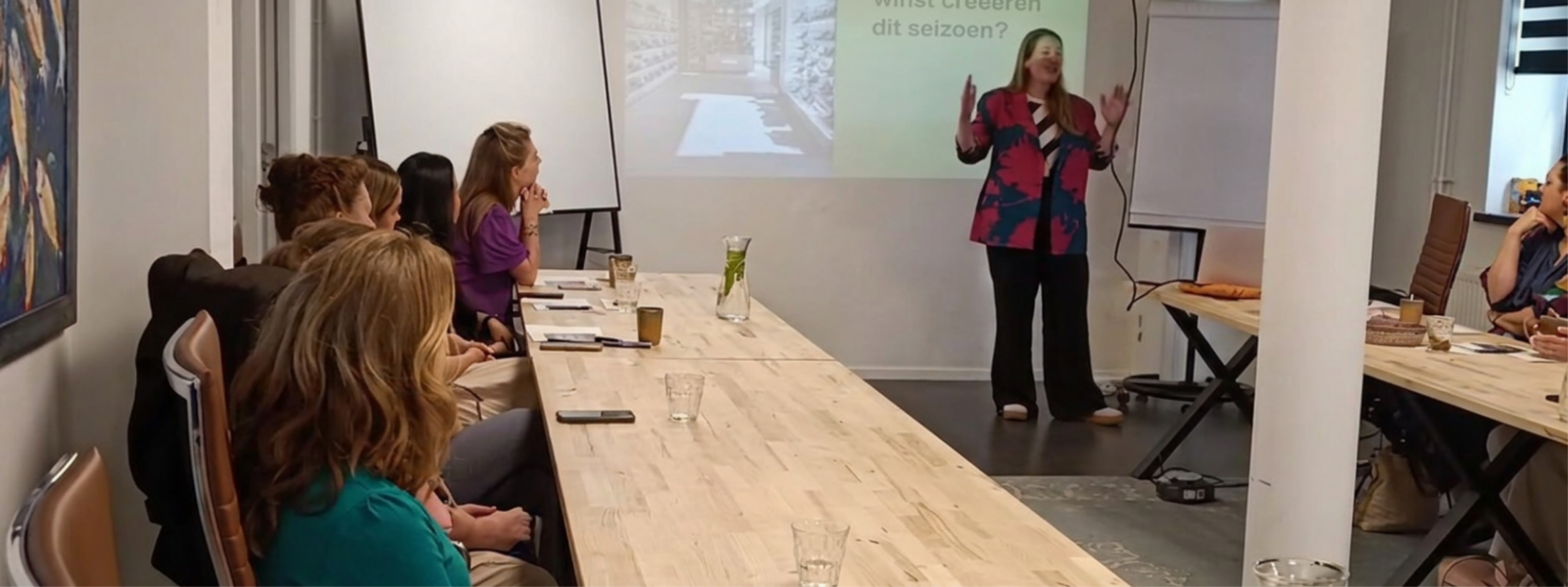 Als inkoper heb ik twee decennia lang om tafel mogen zitten met accountmanagers om te praten over de nieuwste collecties, producten en innovaties